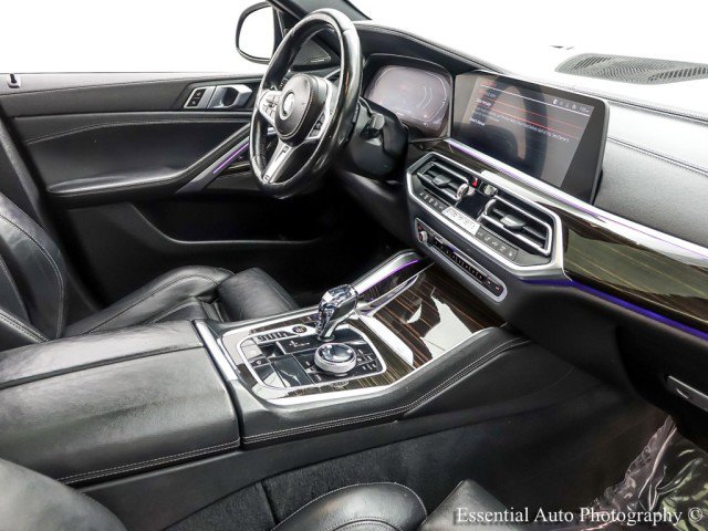 Used 2021 BMW X6 xDrive40i w/ Executive Package image 32