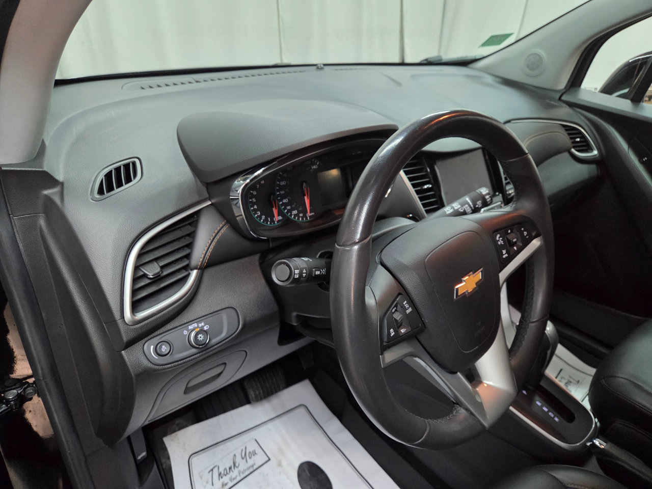 Used 2021 Chevrolet Trax LT w/ Premium Seat Package image 27