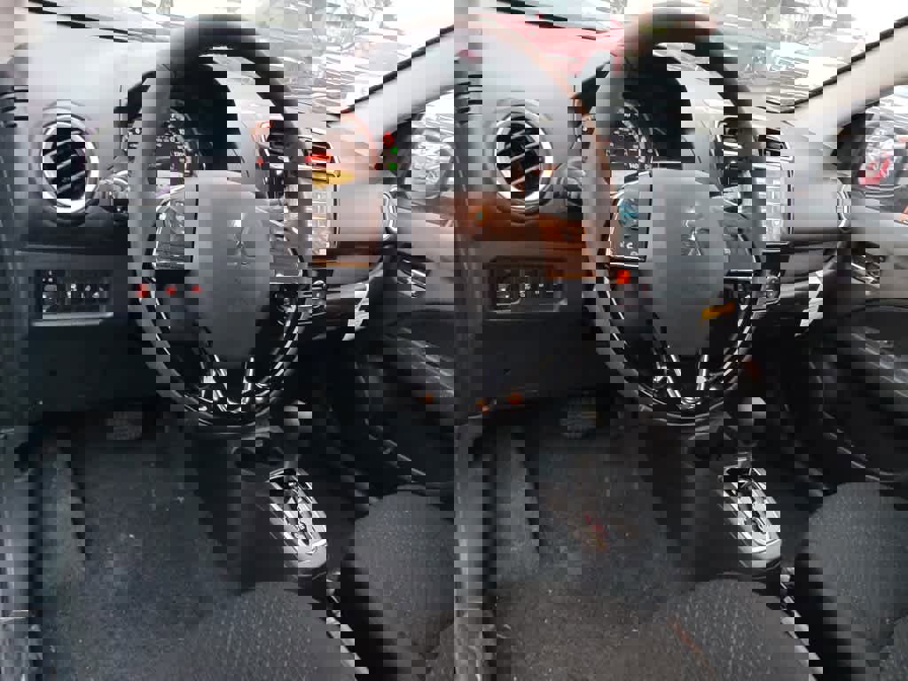 New 2024 Mitsubishi Mirage G4 SE image 13