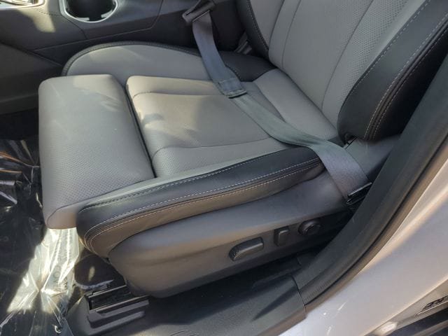 Certified 2025 Subaru Outback Limited AWD/4WD image 21