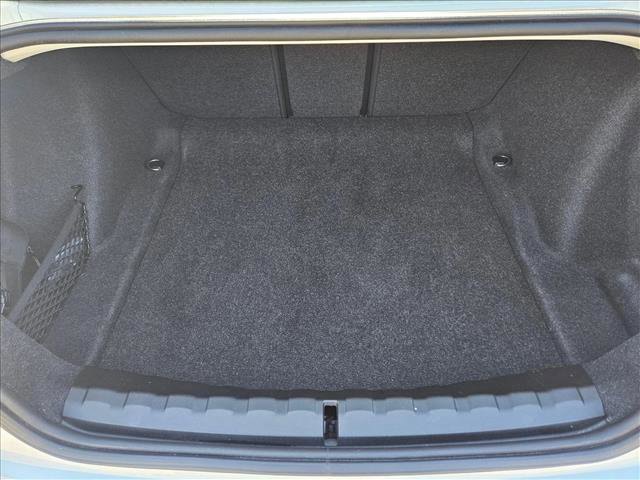 Used 2023 BMW 230i Coupe w/ Convenience Package image 6