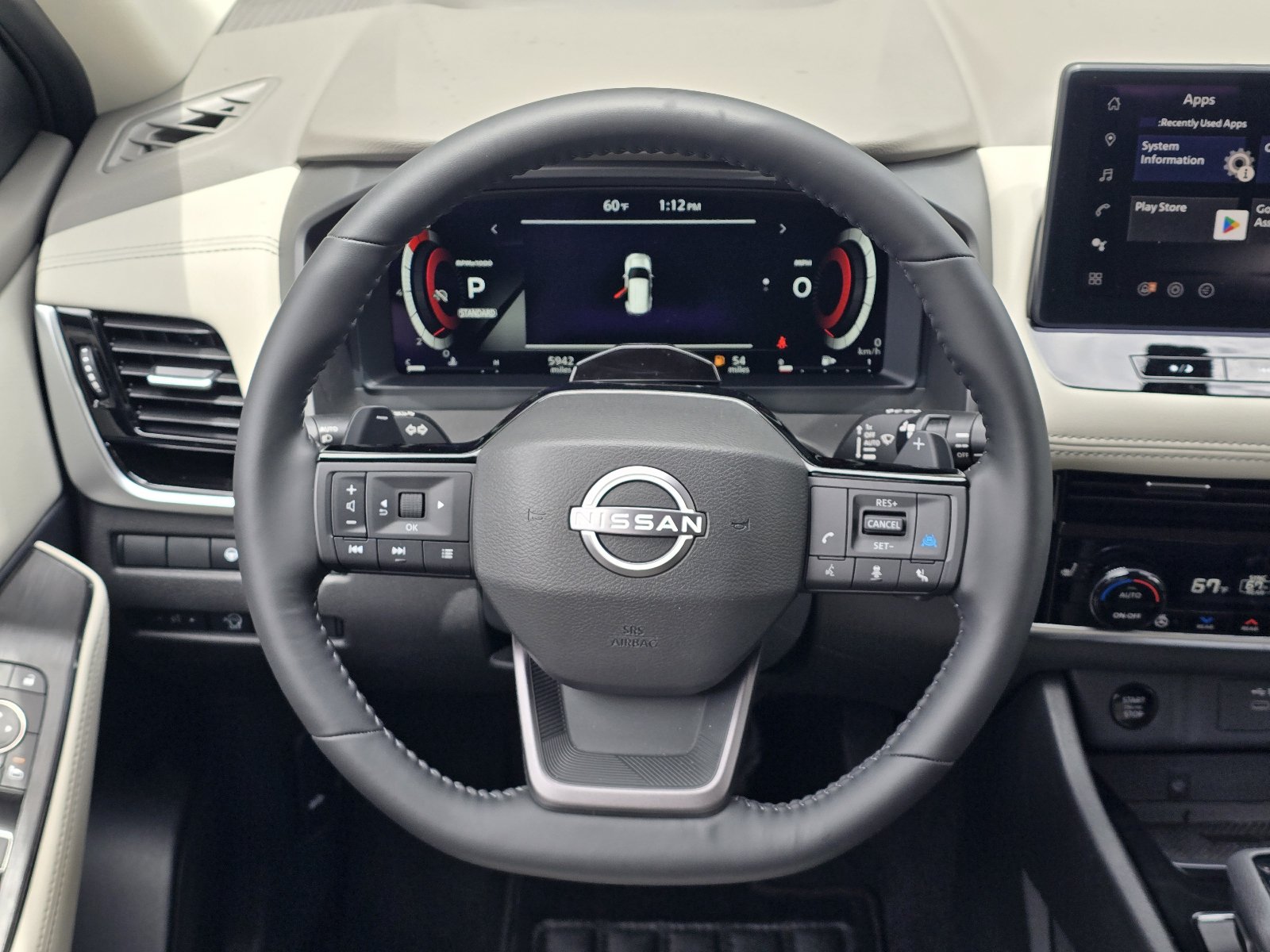 Certified 2025 Nissan Rogue SL w/ Tech Package FWD image 15