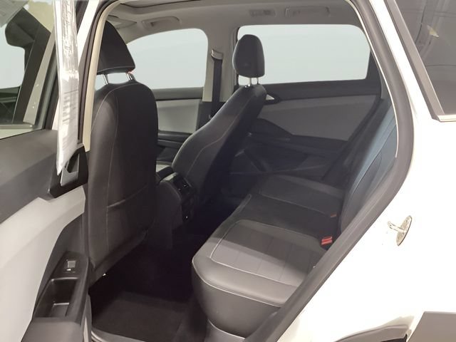 Certified 2023 Volkswagen Taos SE w/ Panoramic Sunroof Package AWD/4WD image 13