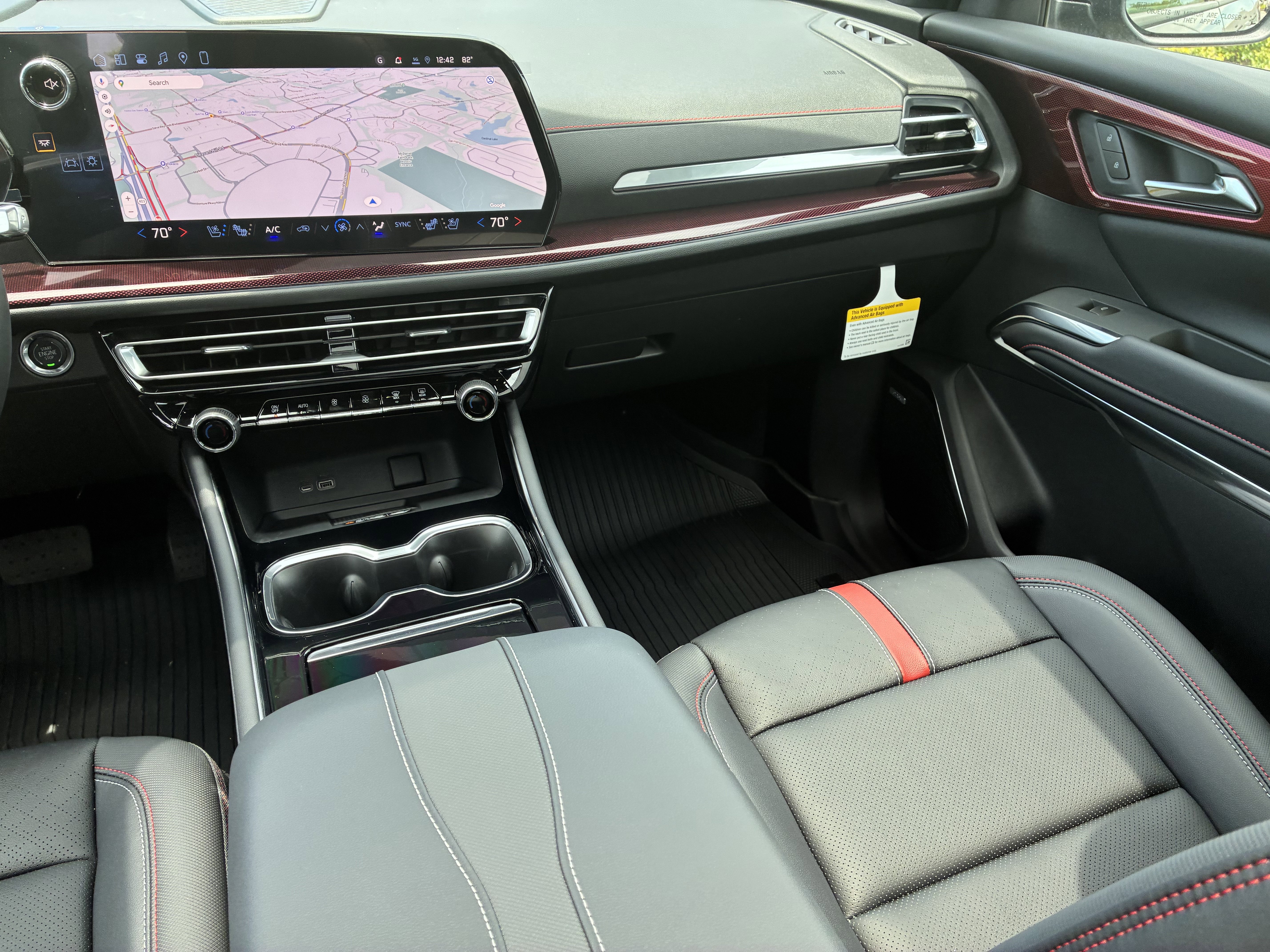 New 2026 Chevrolet Traverse RS w/ LPO, Floor Liner Package AWD/4WD image 21