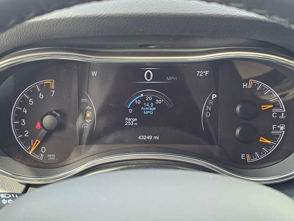 Used 2021 Jeep Grand Cherokee Laredo X AWD/4WD image 27