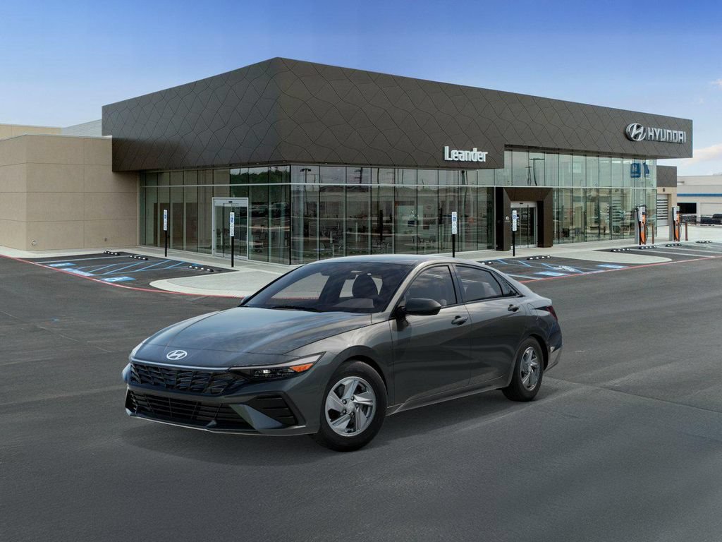 New 2026 Hyundai Elantra SE FWD image 1