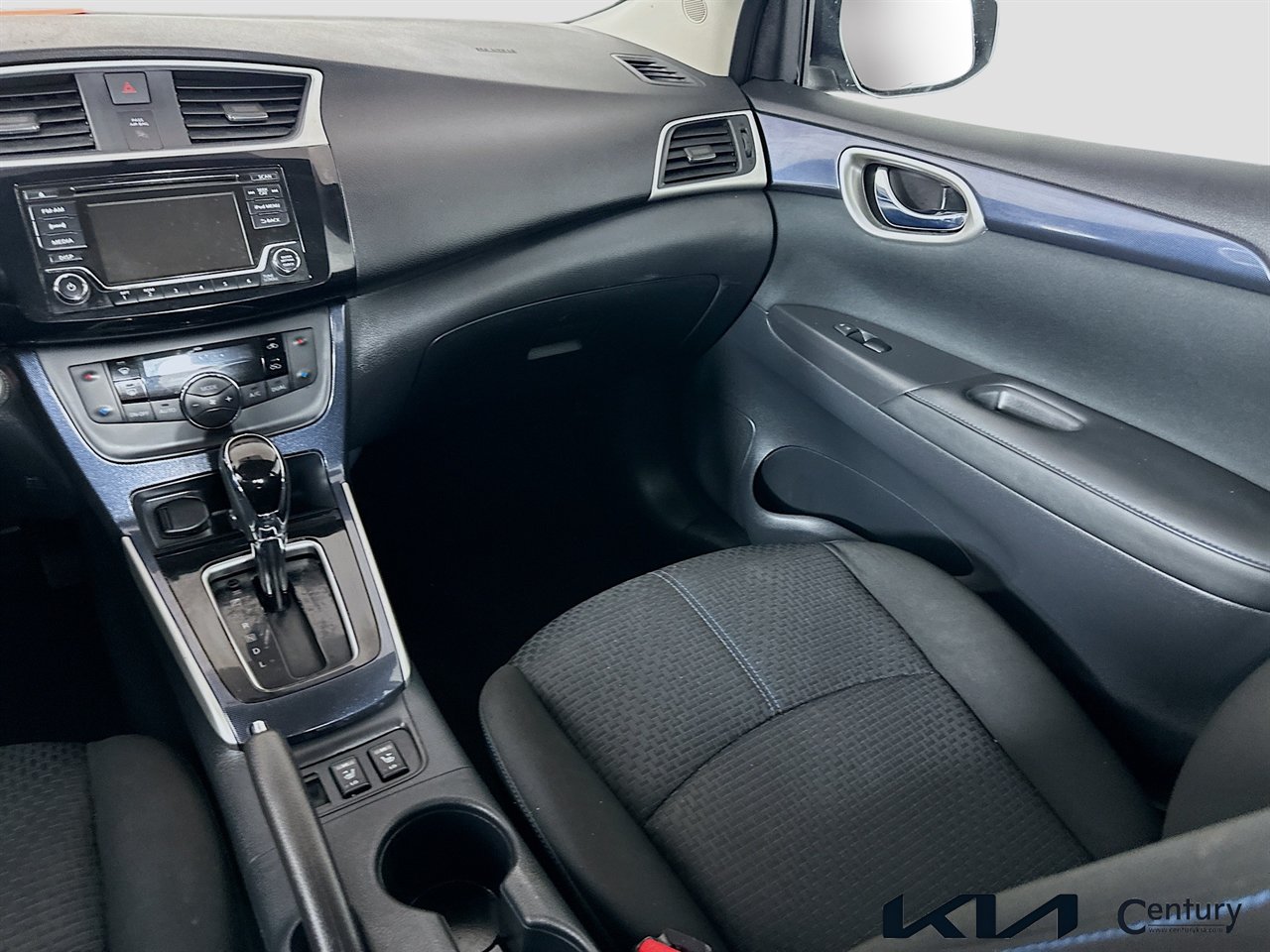 Used 2018 Nissan Sentra SR w/ Protection Package FWD image 22