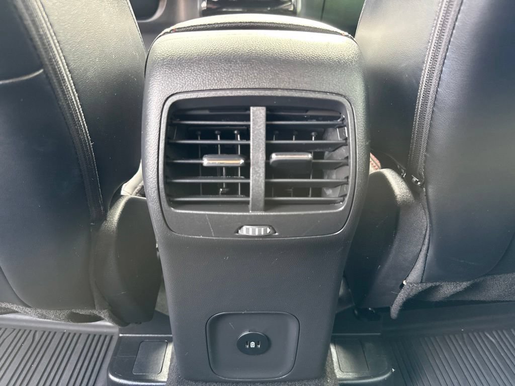 Used 2025 Ford Escape ST-Line w/ Tech Pack #1 AWD/4WD image 26