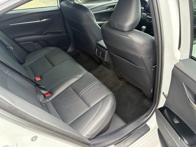 Used 2025 Toyota Camry XSE FWD image 31