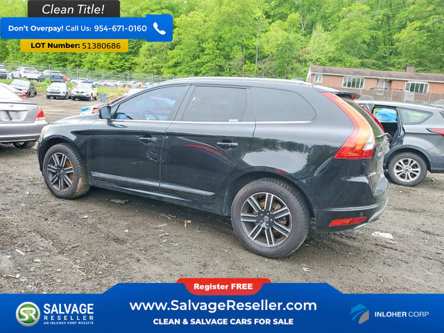 Used 2017 Volvo XC60 T5 Dynamic w/ Preferred Option Package FWD image 3
