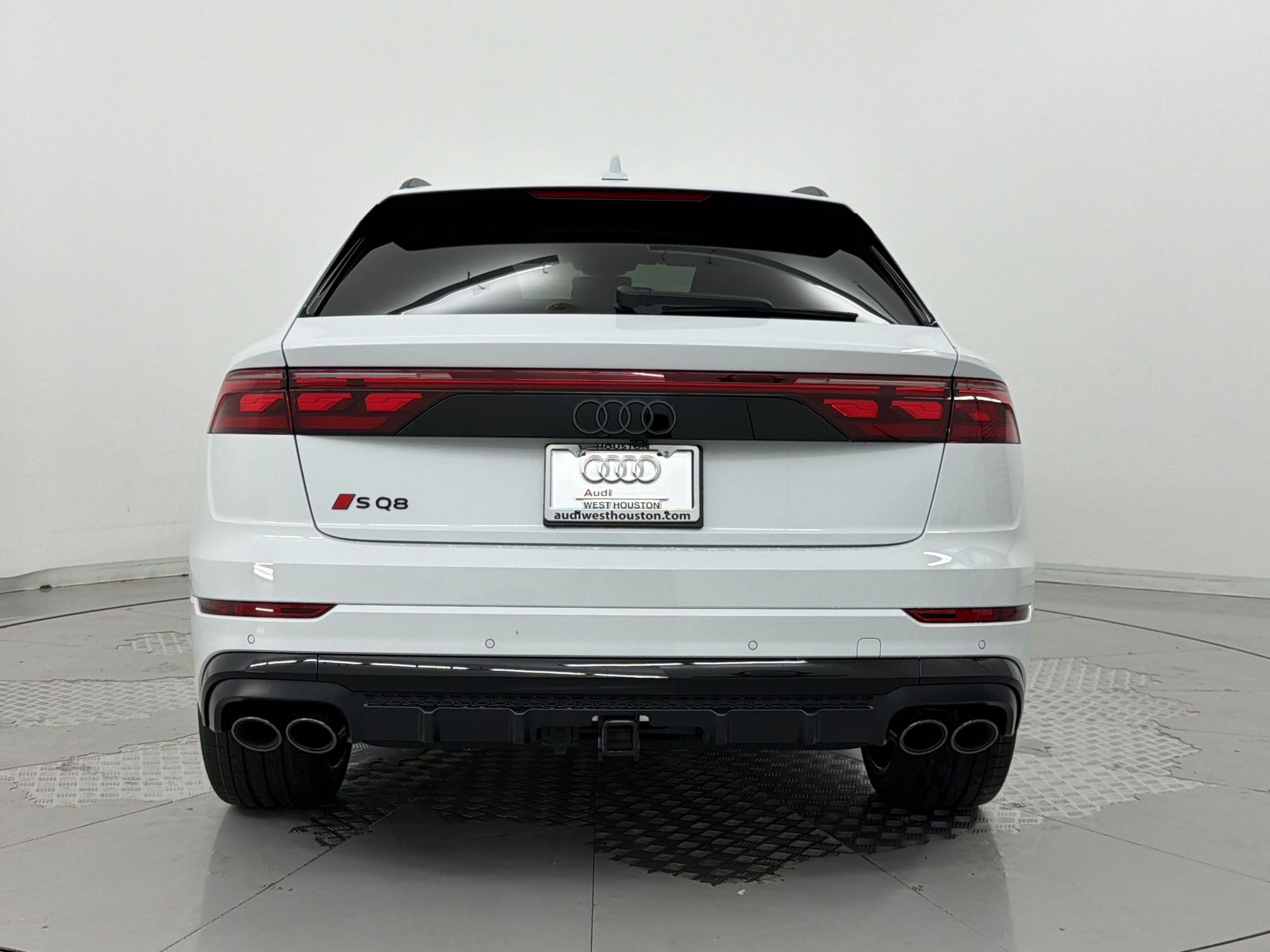 New 2026 Audi SQ8 Prestige AWD/4WD image 10