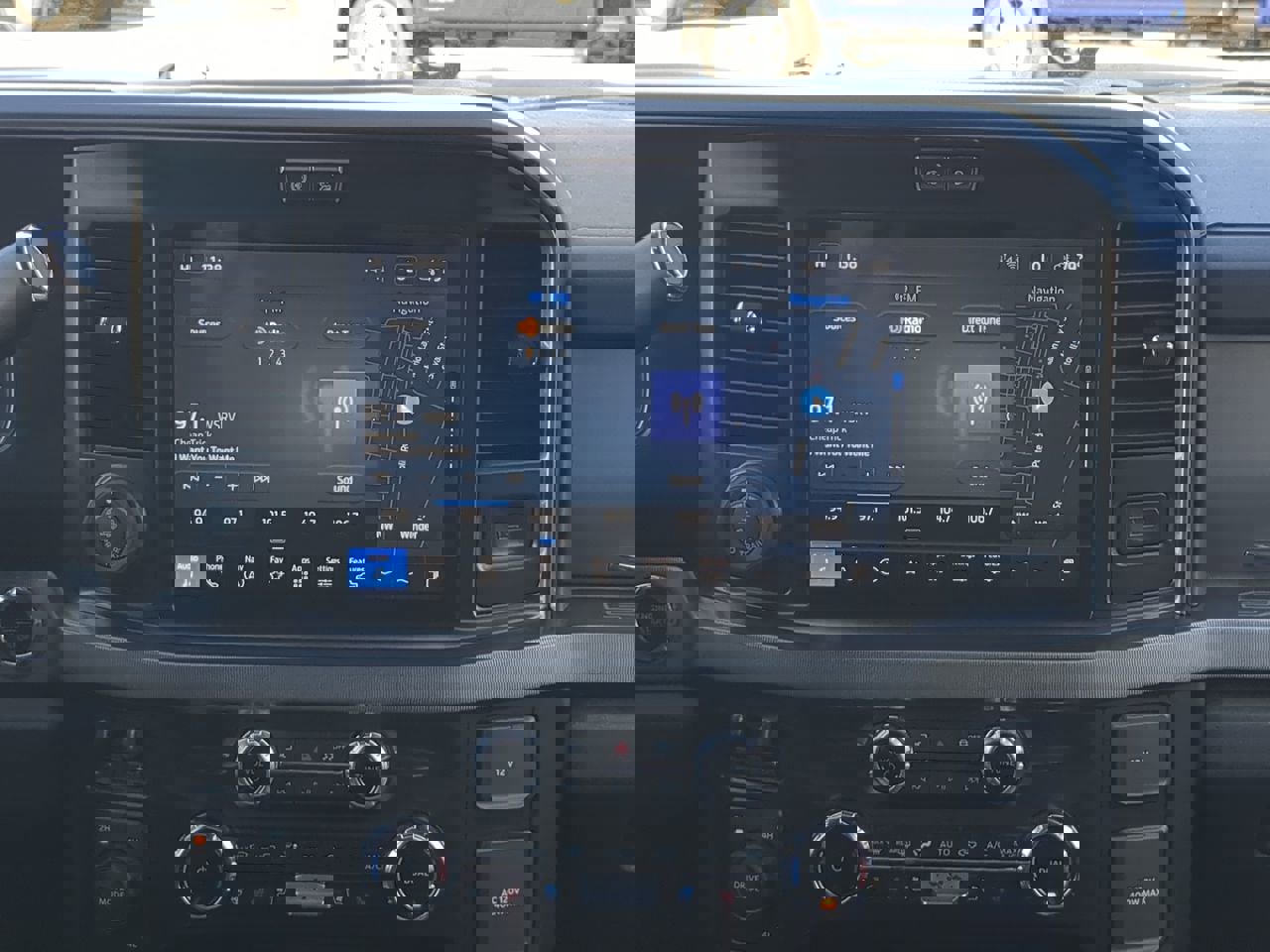 Certified 2025 Ford F450 Platinum w/ FX4 Off-Road Package image 16