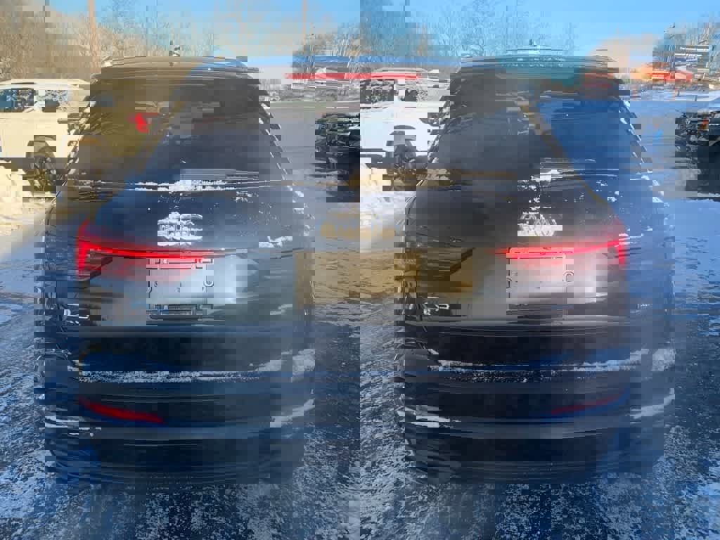 Used 2024 Audi Q3 2.0T Premium image 4