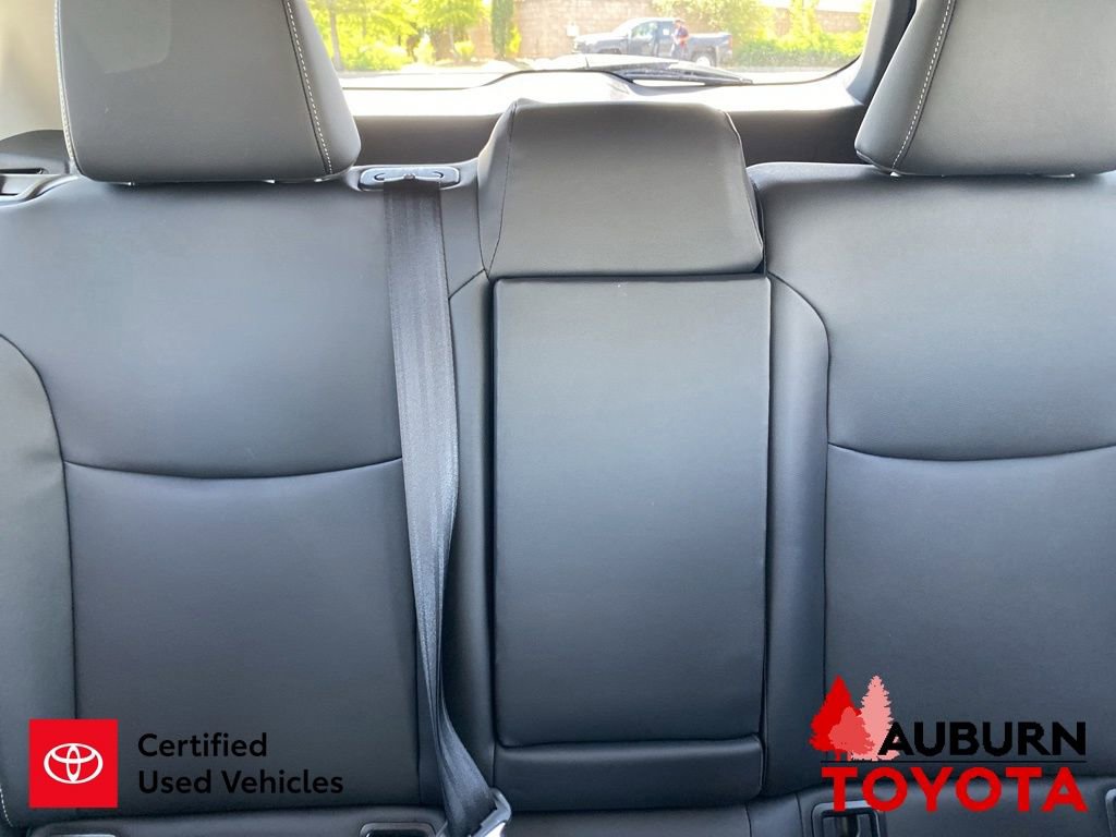 Certified 2025 Toyota Corolla Cross XLE w/ Convenience Package FWD image 22