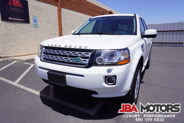 Used 2015 Land Rover LR2 HSE LUX image 19