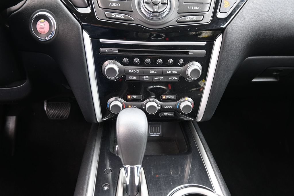 Used 2018 Nissan Pathfinder S FWD image 13