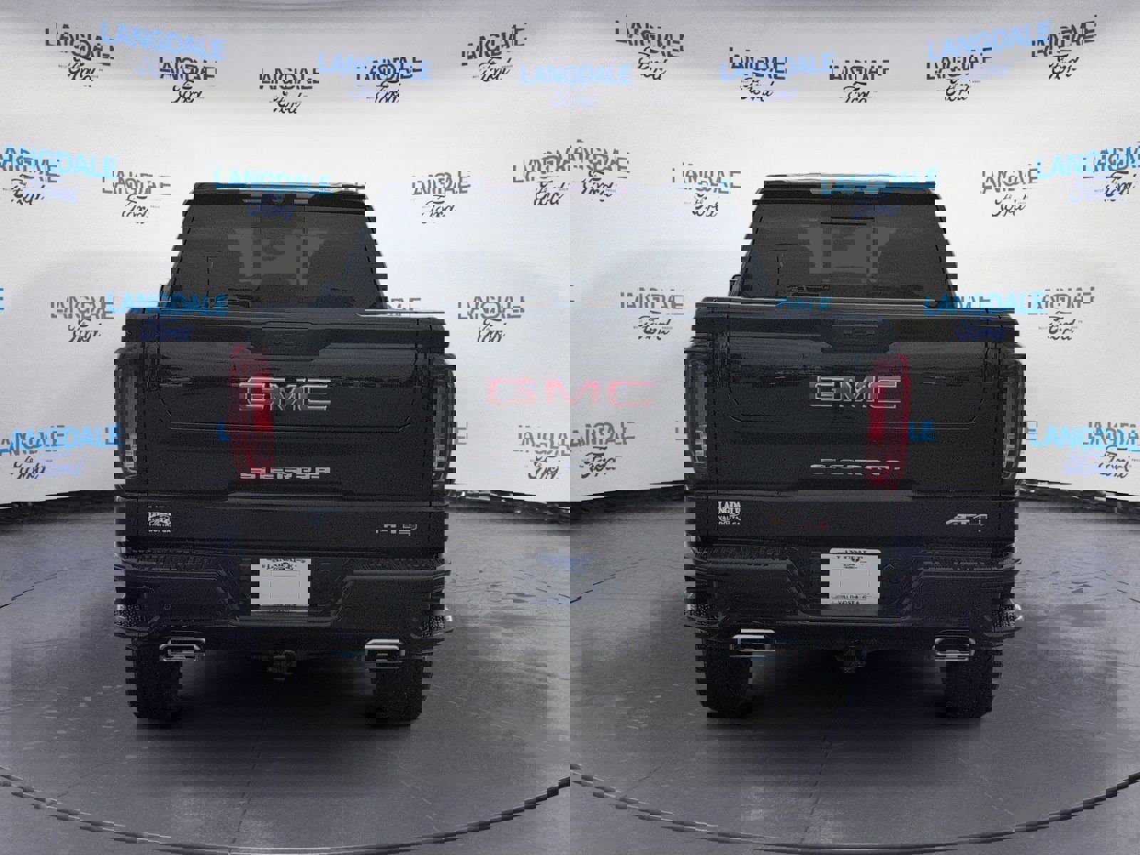 Used 2025 GMC Sierra 1500 AT4 w/ AT4 Premium Package image 8