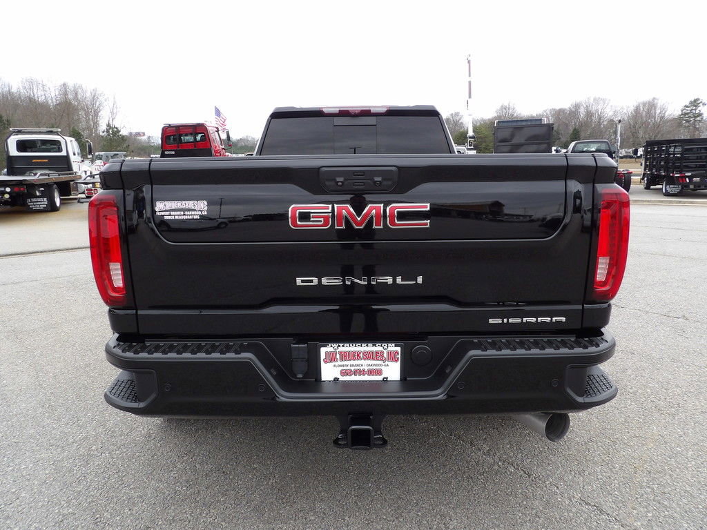 Used 2023 GMC Sierra 3500 Denali w/ Denali Ultimate Package AWD/4WD image 6