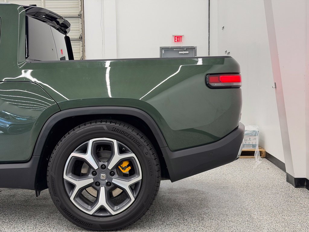 Used 2022 Rivian R1T Adventure AWD/4WD image 7