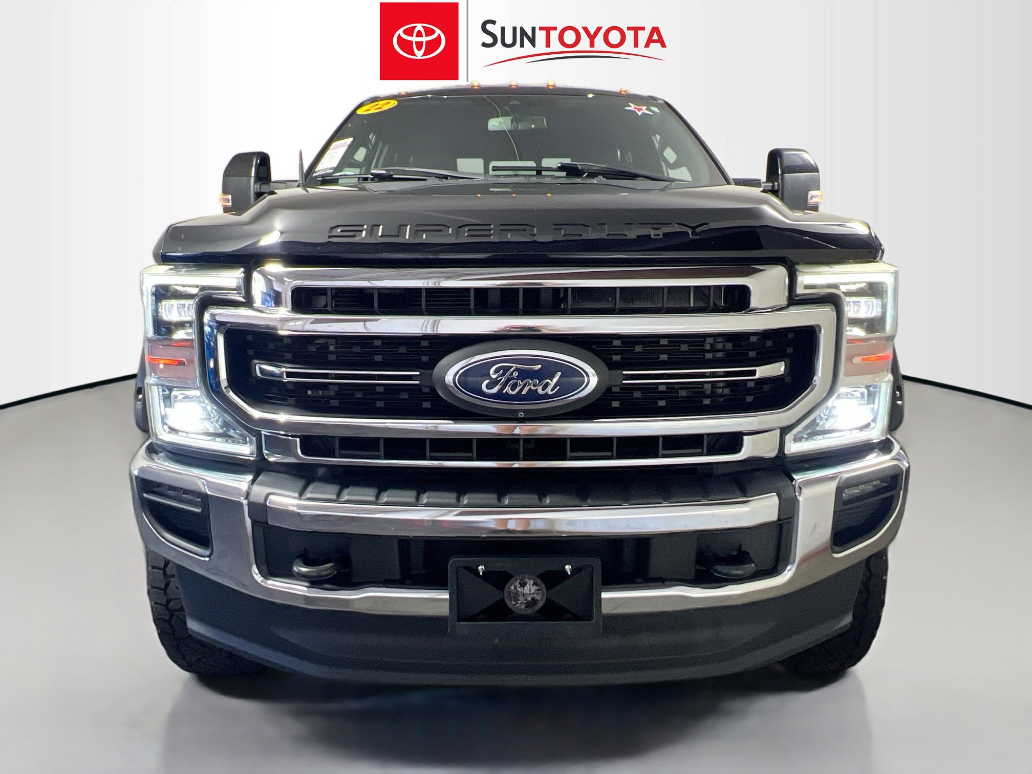 Used 2022 Ford F350 Lariat w/ Lariat Ultimate Package AWD/4WD image 10