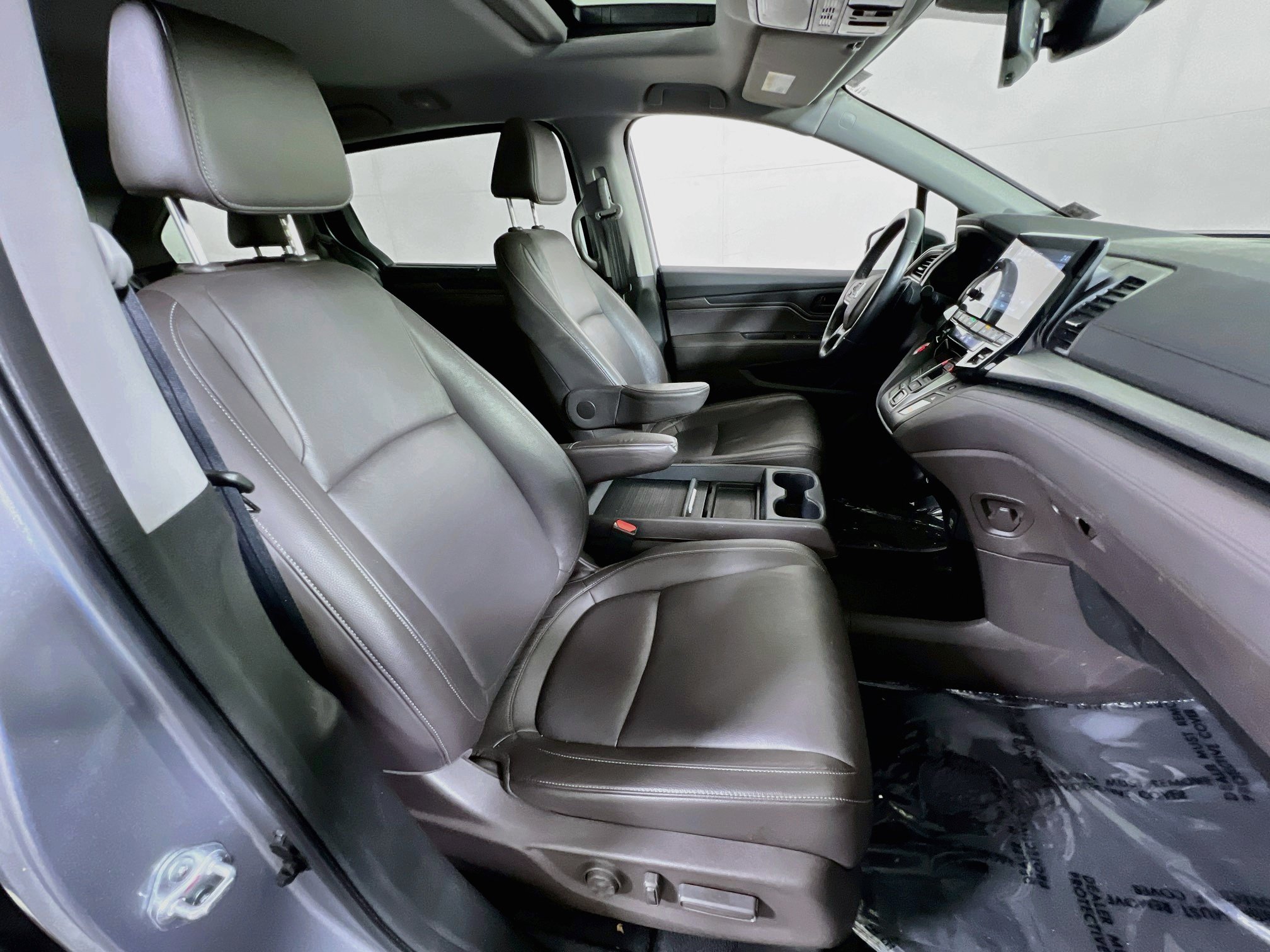 Used 2023 Honda Odyssey EX-L image 29