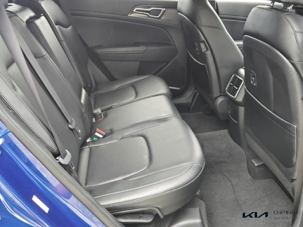 Certified 2023 Kia Sportage EX FWD image 12