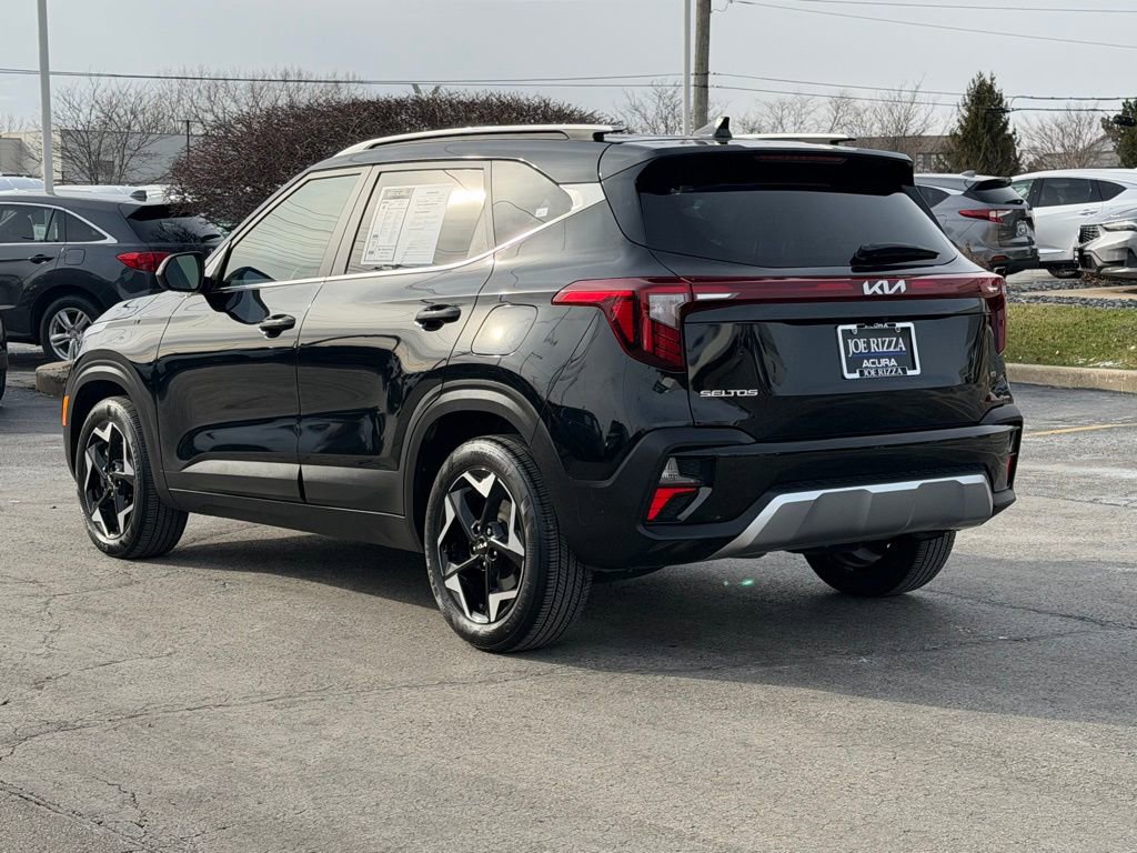 Used 2024 Kia Seltos EX image 4