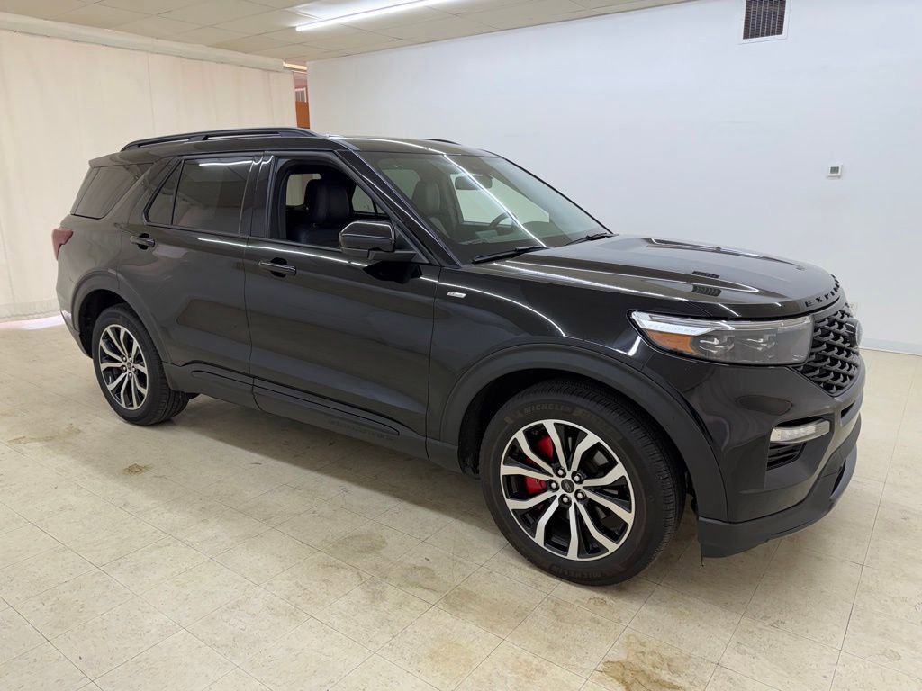 Used 2024 Ford Explorer ST-Line w/ Class IV Trailer Tow Package AWD/4WD image 8