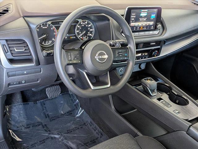 Used 2023 Nissan Rogue SV FWD image 10
