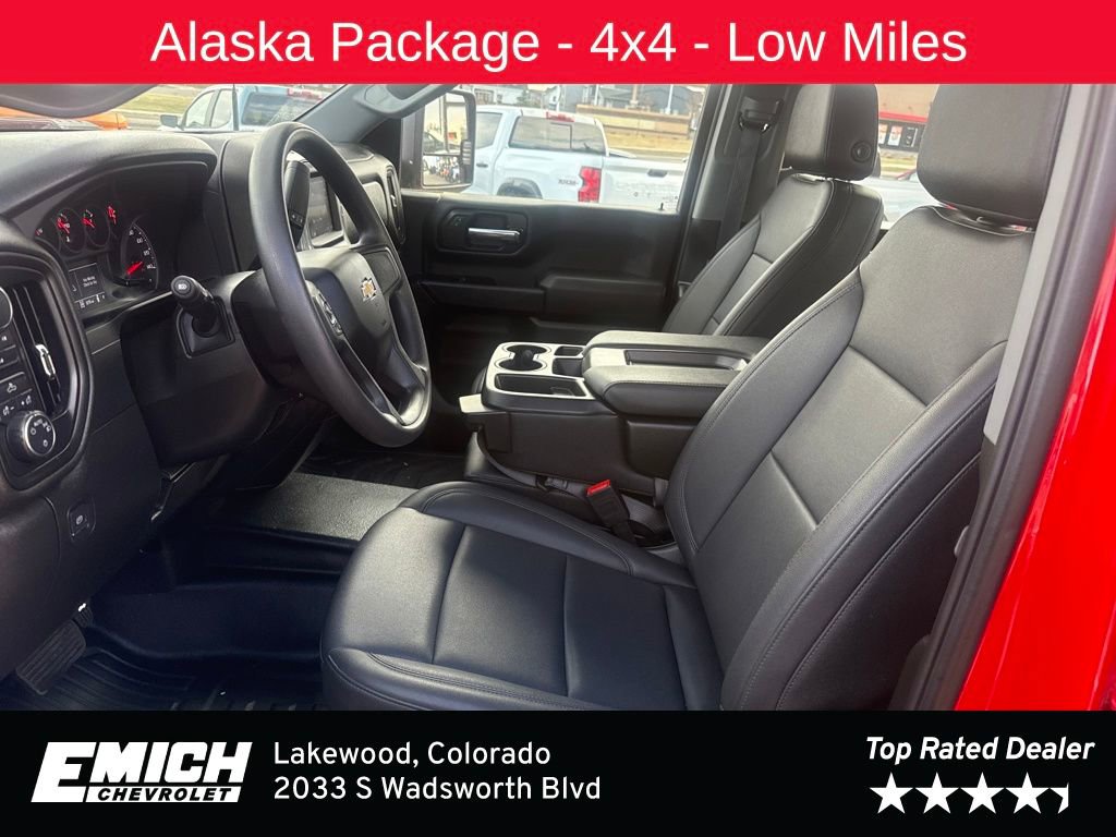Used 2024 Chevrolet Silverado 3500 W/T image 9