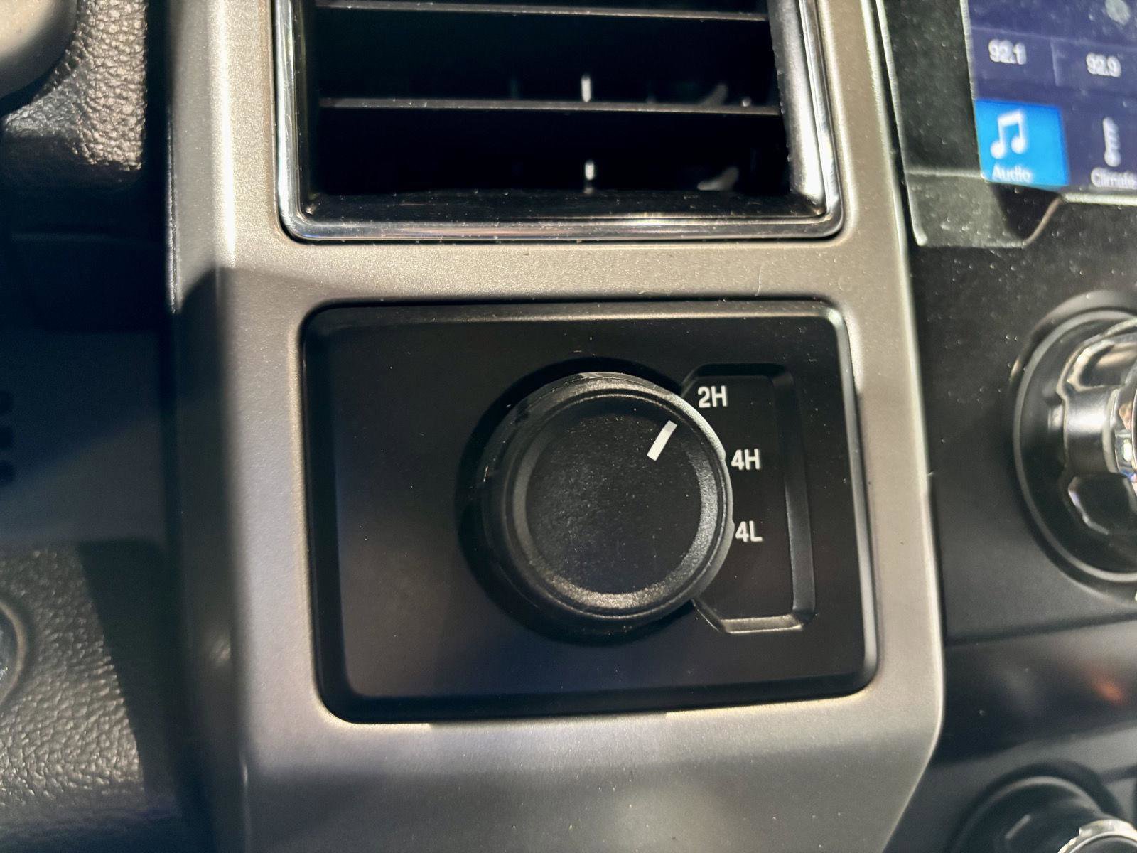 Used 2019 Ford F450 Lariat w/ Lariat Ultimate Package image 37