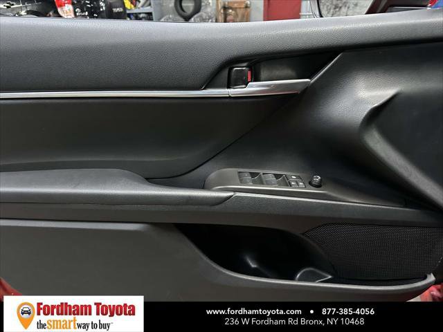 Certified 2024 Toyota Camry SE FWD image 17