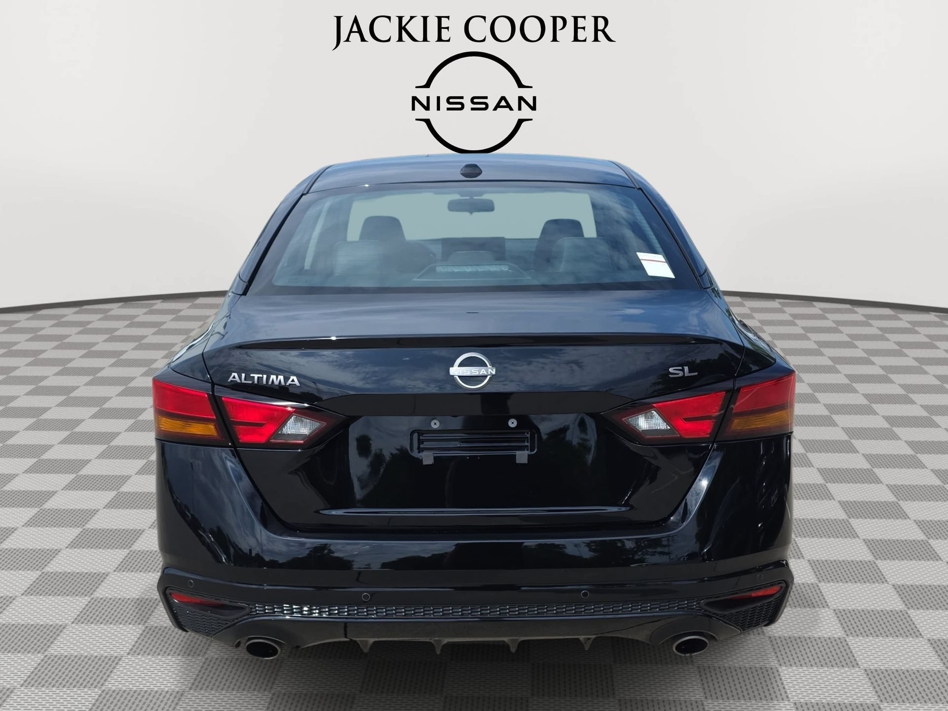 Used 2025 Nissan Altima 2.5 SL FWD image 6