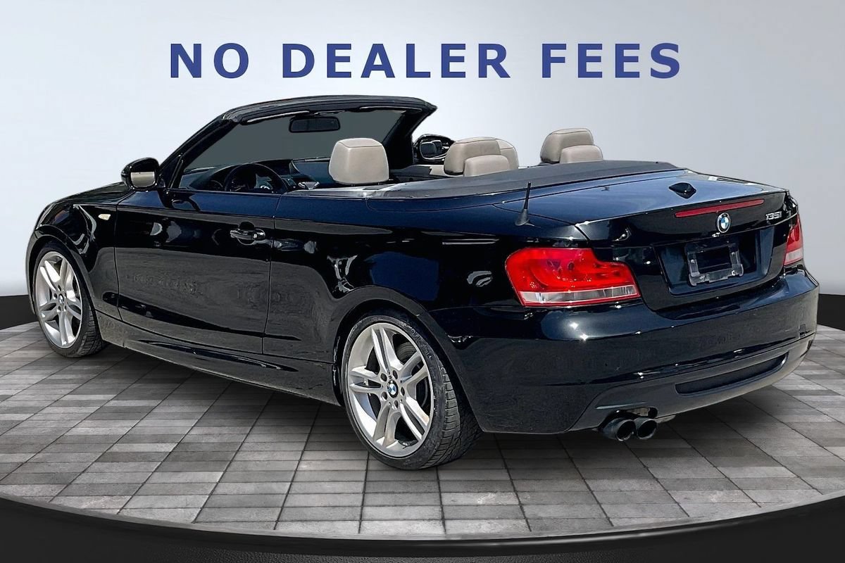 Used 2012 BMW 135i Convertible RWD image 4