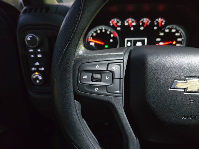 Used 2023 Chevrolet Silverado 1500 Custom image 16