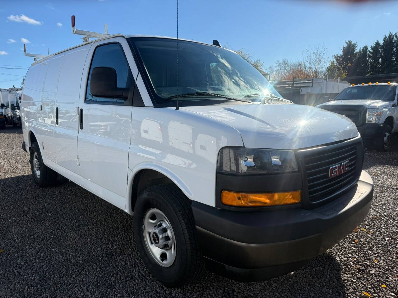 Used 2023 GMC Savana 2500 w/ Driver Convenience Package RWD image 6
