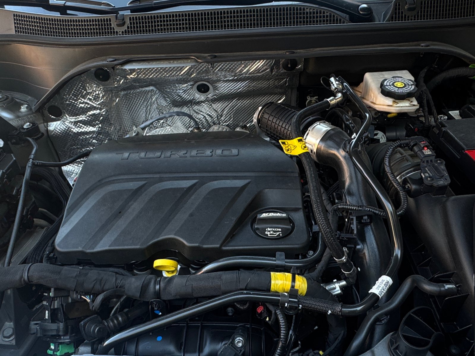 Used 2025 Chevrolet Trax LS w/ LS Convenience Package FWD image 19