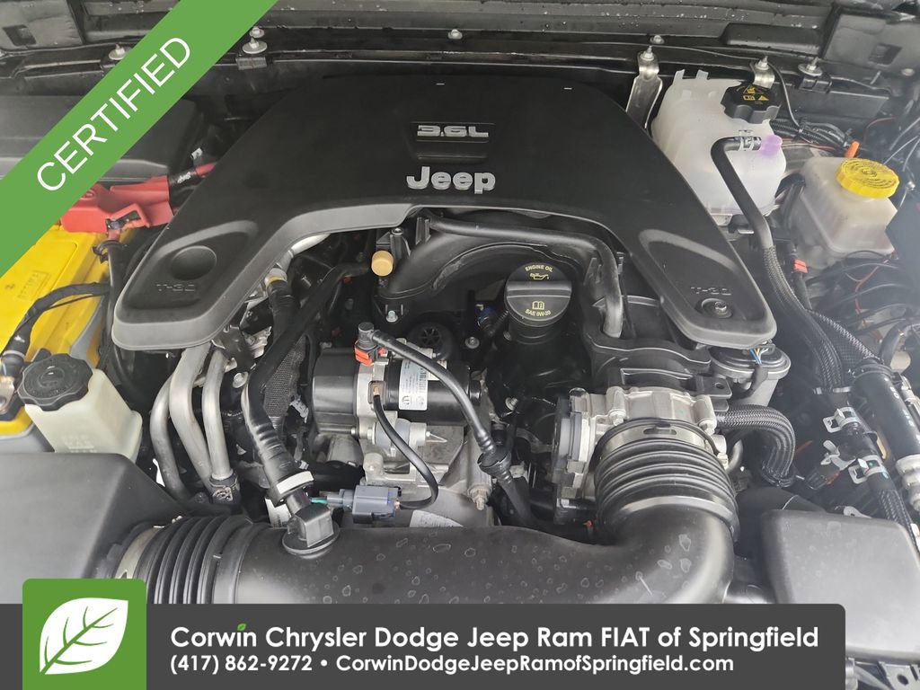 Certified 2021 Jeep Wrangler Unlimited Rubicon w/ Cold Weather Group image 27