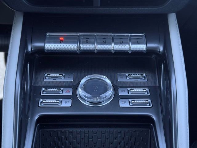 Used 2025 Lincoln Nautilus Premier AWD/4WD image 41