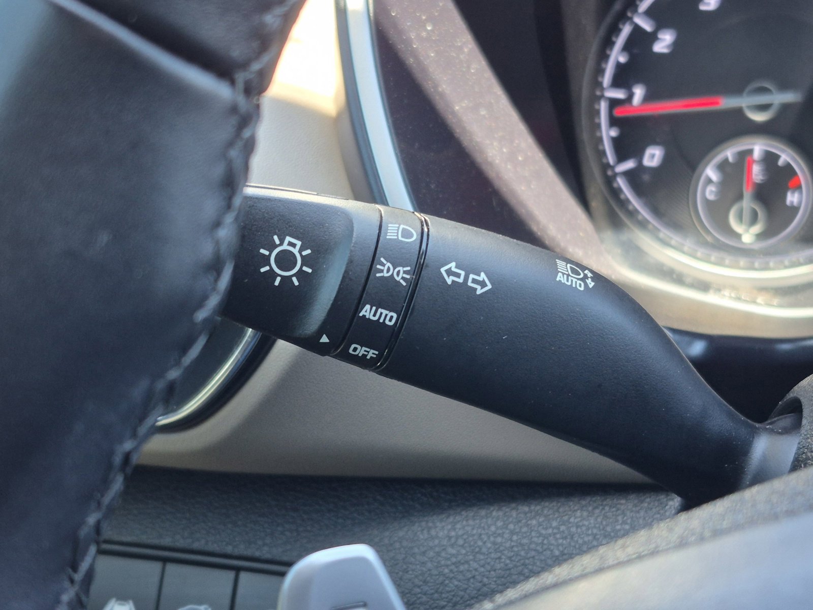 Used 2023 Hyundai Santa Fe SEL image 34