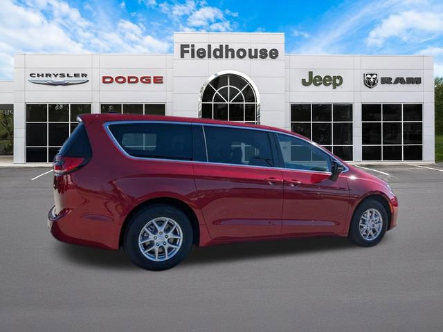 New 2026 Chrysler Pacifica Select FWD image 5
