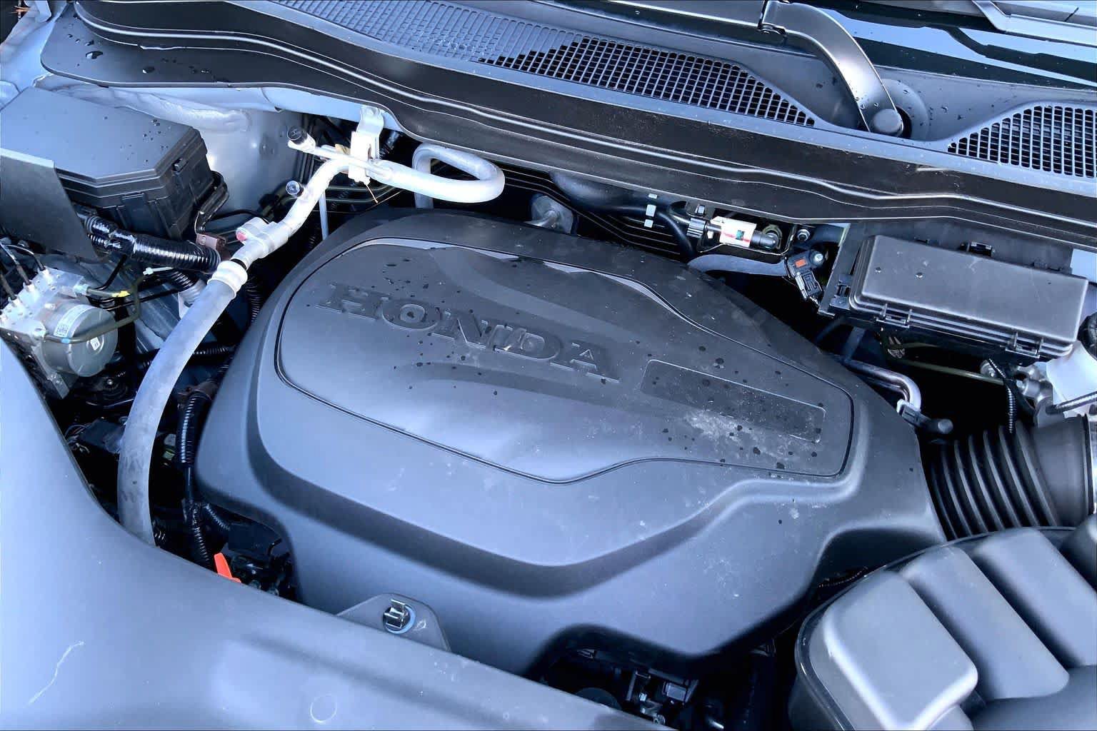 Certified 2025 Honda Ridgeline Black Edition image 31