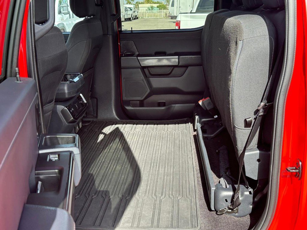 Used 2021 Ford F150 XLT w/ Equipment Group 302A High image 33