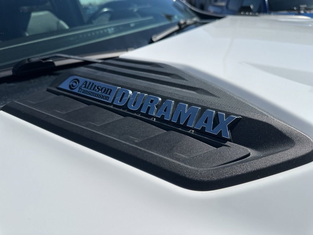 Used 2024 Chevrolet Silverado 2500 LTZ image 36