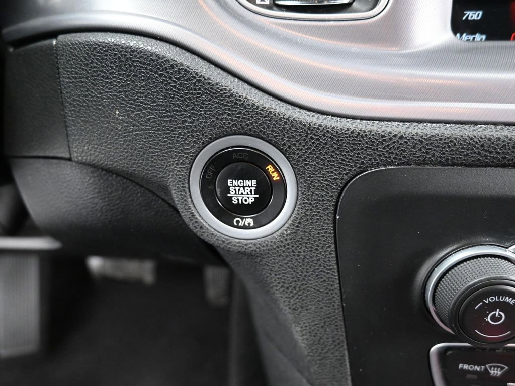 Used 2023 Dodge Charger SXT image 12