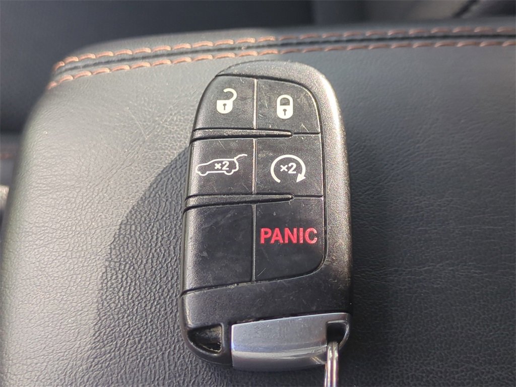 Certified 2022 Jeep Compass Limited image 31