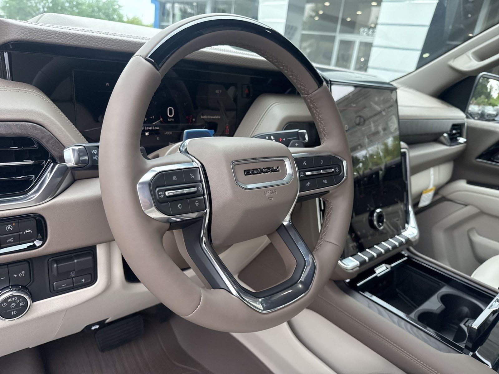 New 2026 GMC Yukon XL Denali w/ Denali Reserve Package AWD/4WD image 13
