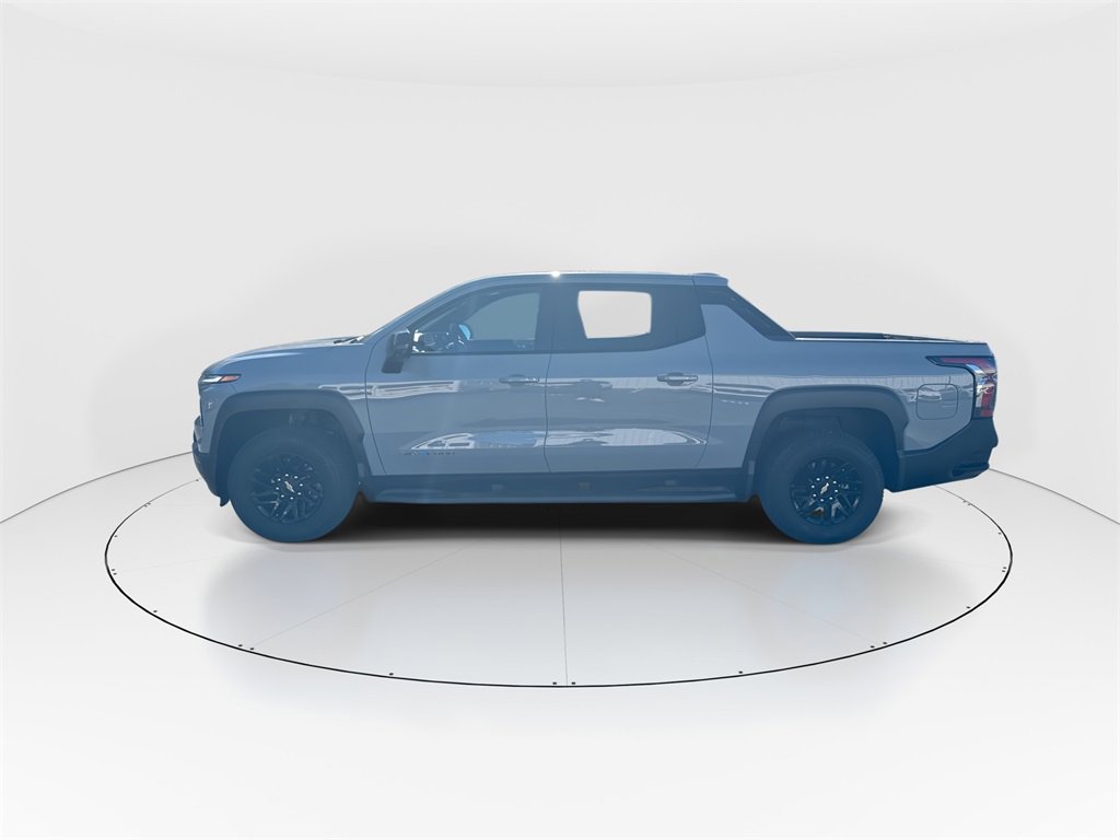Used 2025 Chevrolet Silverado EV LT image 5