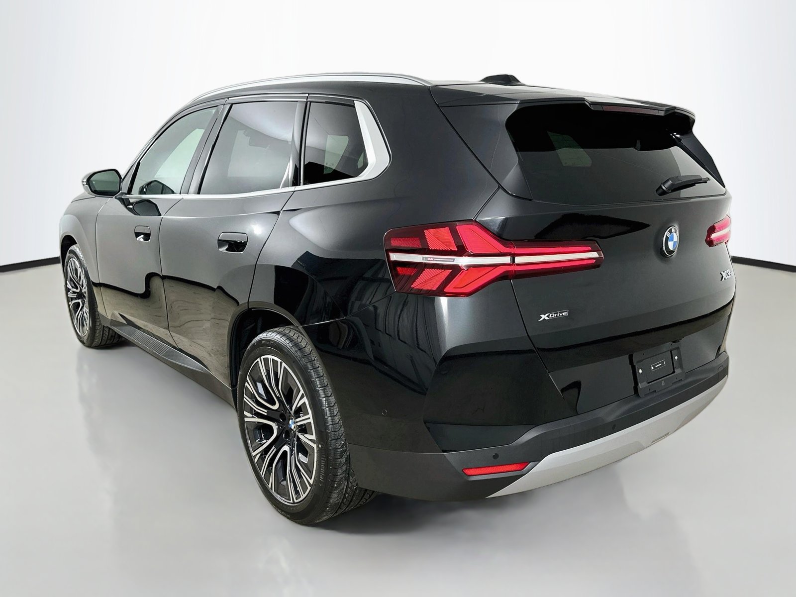 New 2026 BMW X3 xDrive30i w/ Convenience Package AWD/4WD image 16