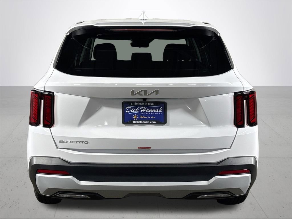 New 2026 Kia Sorento LX image 8